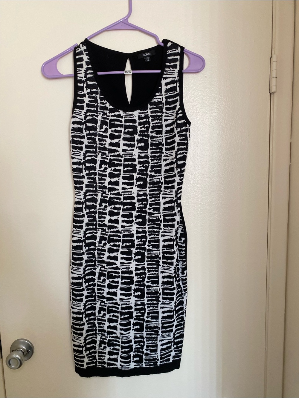 Xoxo geometric black and white mid length dress size Medium